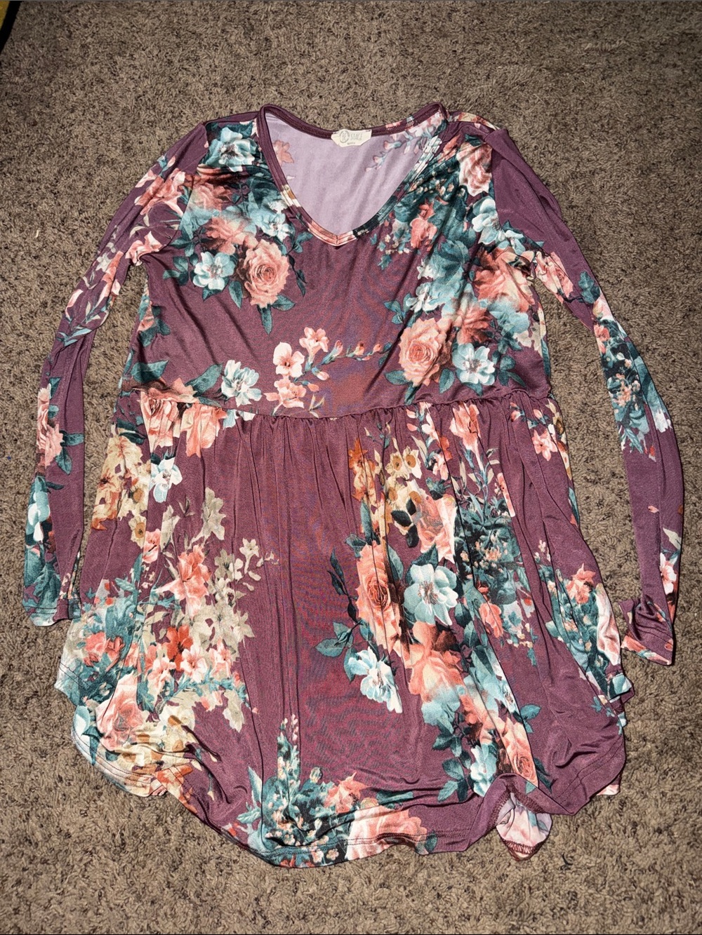 Floral V-Neck Long Sleeve Tunic Top in Mauve - Babydoll style
